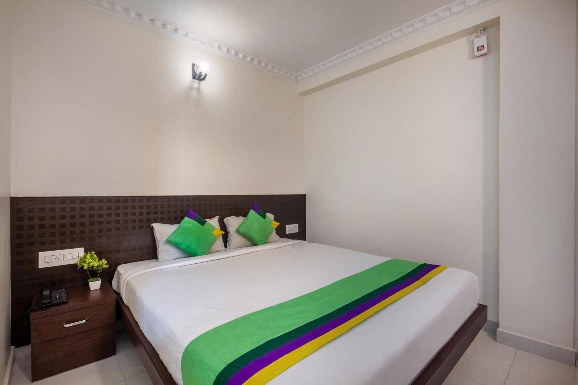 Treebo Trend Sans Sarav Kushalnagar Hotell Madikeri Exteriör bild